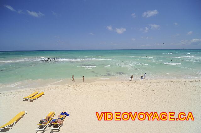 mexique Playa Paraiso paraiso del mar A beach with reef in the sea bottom in some areas.