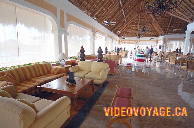 Mexique Puerto Morelos Sapphire Riviera Cancun Avec des sofas contortables