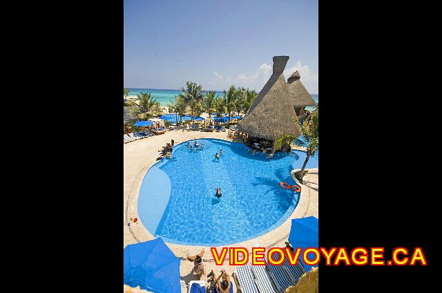 Mexique Playa del Carmen Reef Playacar Un poco de lomos, otra piscina, que está más cerca de la playa.