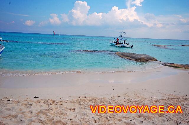 Mexique Playa del Carmen Reef Playacar The boats for the sailing center is located south of the beach.