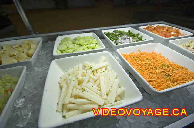 Mexique Playa del Carmen Reef Playacar Encore des plats du bar à salade.