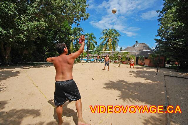 Mexique Playa del Carmen Riu Lupita Un partido de voleibol con los amigos.