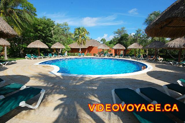 Mexique Playa del Carmen Riu Lupita Una piscina de secundaria más tranquilo, a 12 metros de diámetro.