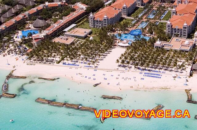 Mexique Playa del Carmen Riu Lupita An aerial view of the beach sector.