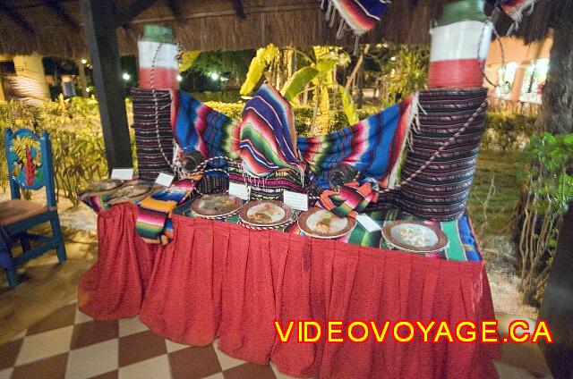 Mexique Playa del Carmen Riu Lupita The demonstration dishes used to make a better choice for dinner ...