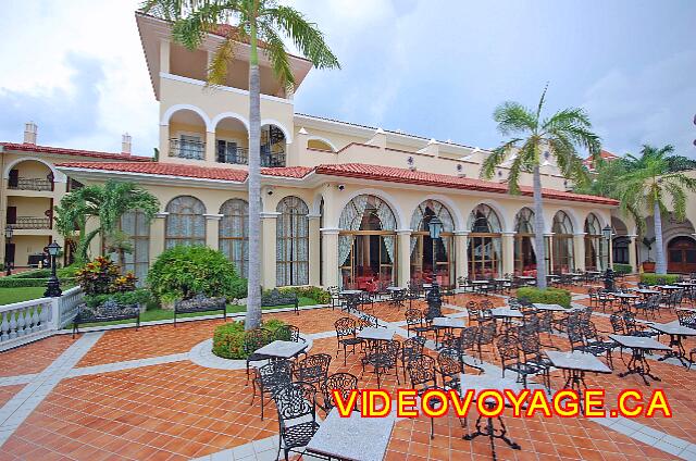 Mexique Playa del Carmen Riu Palace Mexico The exterior of the amphitheater.