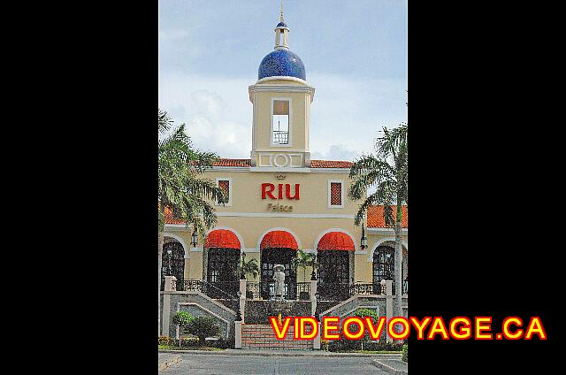 Mexique Playa del Carmen Riu Palace Mexico La facade.