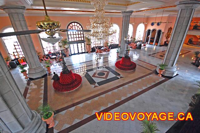 Mexique Playa del Carmen Riu Palace Mexico An air-conditioned lobby.