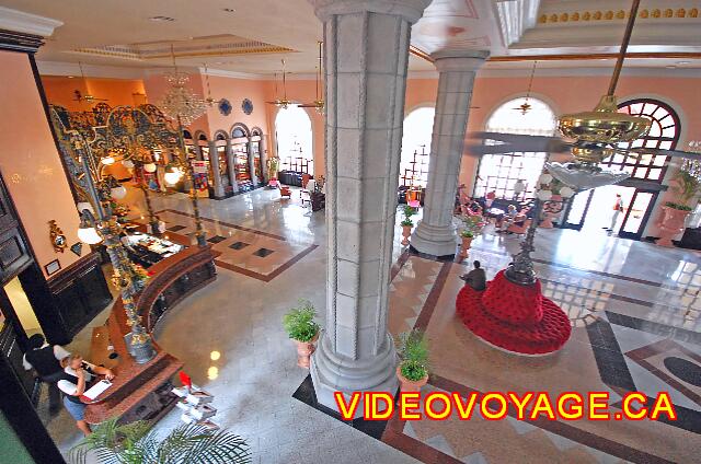 Mexique Playa del Carmen Riu Palace Mexico The reception desk to the left.