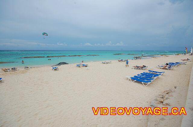 Mexique Playa Del Carmen Palace Riviera Maya La plage, il y a peu de récif ou de roche sur la plage de 2008.