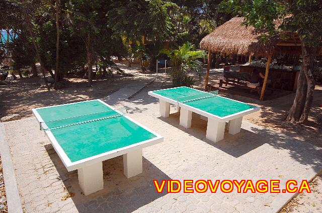 Mexique Playa del Carmen Riu Yucatan Ping-pong tables.