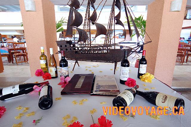 Mexique Puerto Aventuras Dreams Puerto Aventura Un choix de vin, inclus et non-inclus.