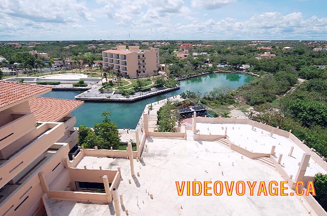 Mexique Puerto Aventuras Dreams Puerto Aventura Several channels that go up the marina.