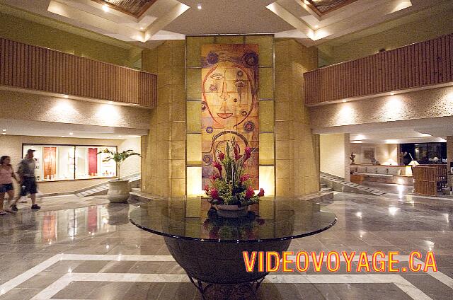 Mexique Puerto Aventuras Dreams Puerto Aventura The Lobby at night.