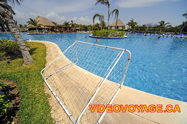 Mexique Puerto Juarez Valentin Imperial Maya D'autres filets de waterpolo dans la piscine principale