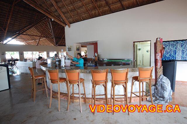 Mexique Riviera Maya Grand Flamenco Xcaret El bar en el club de playa.