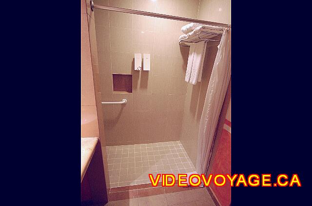 Mexique Riviera Maya Grand Flamenco Xcaret El cuarto de baño con ducha