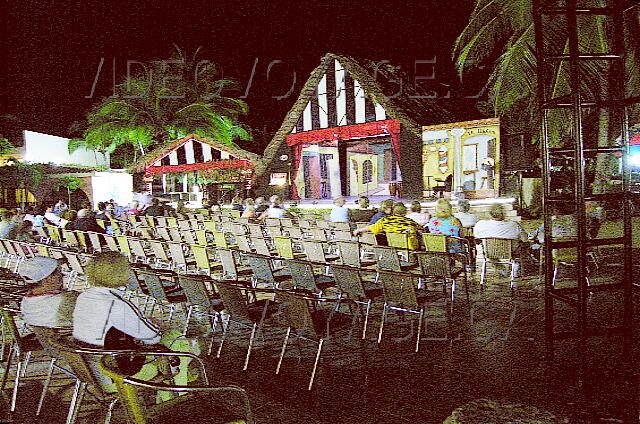 Cuba Santa Lucia Brisas Santa Lucia Le soir, avant le spectacle.