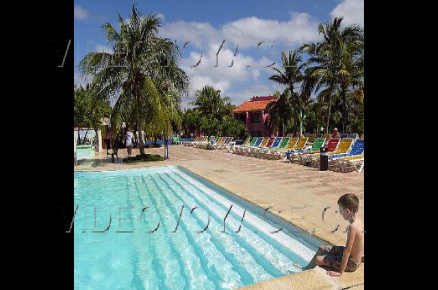 Cuba Santa Lucia Club Amigo Caracol The steps to get into the main pool.