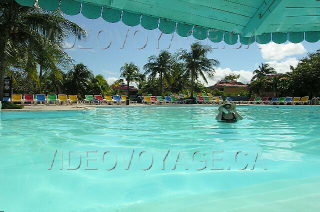 Cuba Santa Lucia Club Amigo Caracol The view of the pool from the bar.