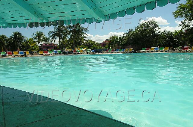 Cuba Santa Lucia Club Amigo Caracol La vue de la piscine à partir du bar.