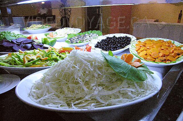 Cuba Santa Lucia Club Amigo Caracol For a salad in the buffet counter. A ranch-style sauce is available and dressings.