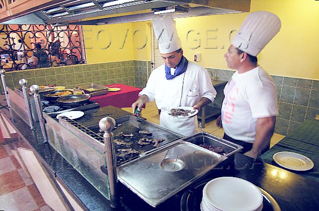 Cuba Santa Lucia Club Amigo Caracol The grill and pasta are very popular.