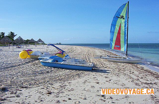 Cuba Santa Lucia Gran Club Santa Lucia Water activities available on the beach. This portion of the beach was cleaned mechanically.