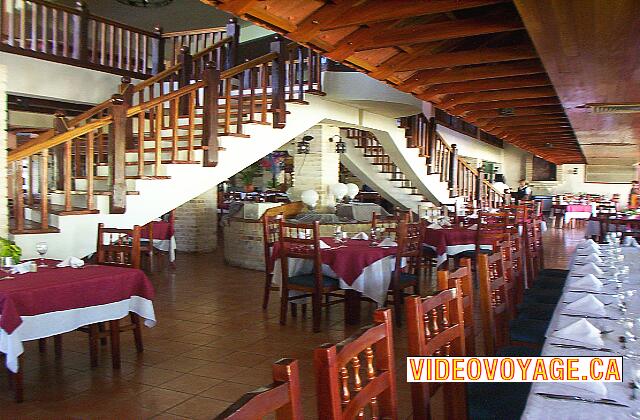 Cuba Santa Lucia Gran Club Santa Lucia Two staircases accessing the second level rarely used. To the right a table for a group of over 20 people.