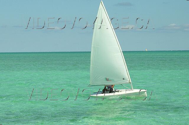 Cuba Santa Lucia Club Amigo Mayanabo Another plus loins sailboat.