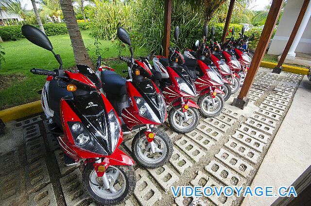 Cuba Cayo Santa Maria Husa Cayo Santa Maria Motos se pueden alquilar en frente del hotel.