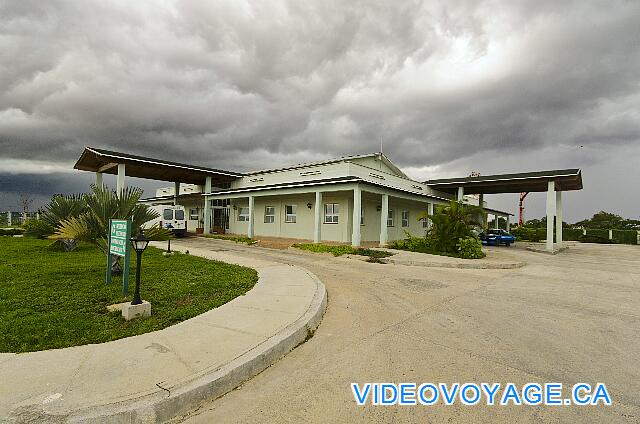 Cuba Cayo Santa Maria Husa Cayo Santa Maria Una clínica médica y una farmacia se encuentran a menos de 5 minutos del hotel.