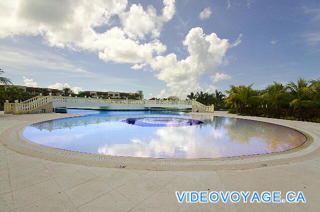 Cuba Cayo Santa Maria Husa Cayo Santa Maria La piscina no está abierto en temporada baja.