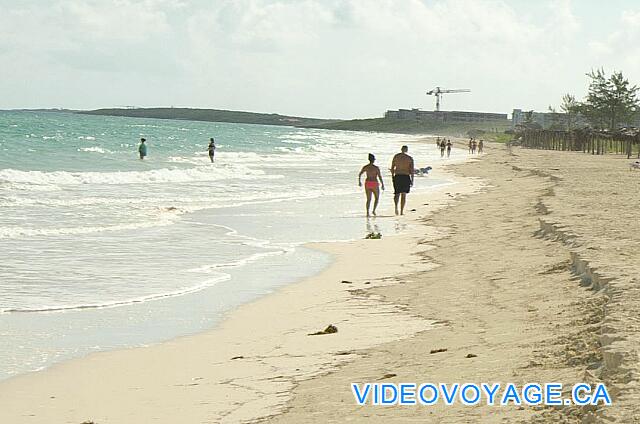 Cuba Cayo Santa Maria Husa Cayo Santa Maria Hacia el este, es posible comercializar casi un kilómetro de la playa.