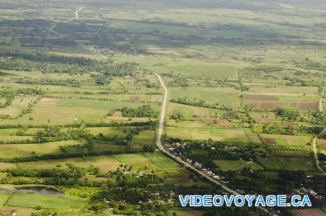 Cuba Cayo Santa Maria Husa Cayo Santa Maria Cette promenade en autobus permet de traverser des villes et villages Cubains.