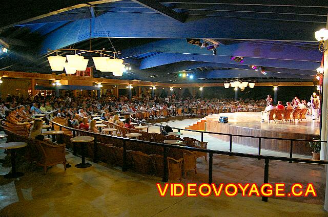 Cuba Cayo Santa Maria Melia Las Dunas Another animation on the stage in front of a large room.