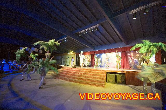 Cuba Cayo Santa Maria Melia Las Dunas Some nights with dance shows