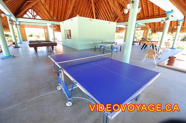 Cuba Cayo Santa Maria Melia Las Dunas El centro de diversiones. Mesas de ping-pong.