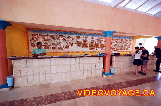 Cuba Cayo Santa Maria Melia Las Dunas Las torres del operador mostrador para comprar excursiones.