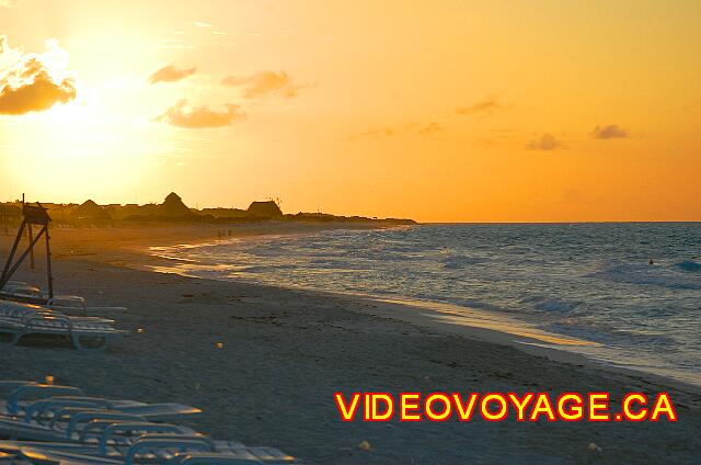 Cuba Cayo Santa Maria Melia Las Dunas Color anaranjado muy especial