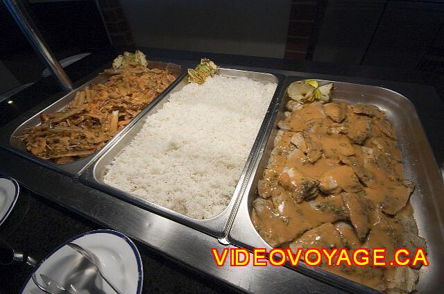 Cuba Cayo Santa Maria Melia Las Dunas Otro plato caliente de carne y arroz.