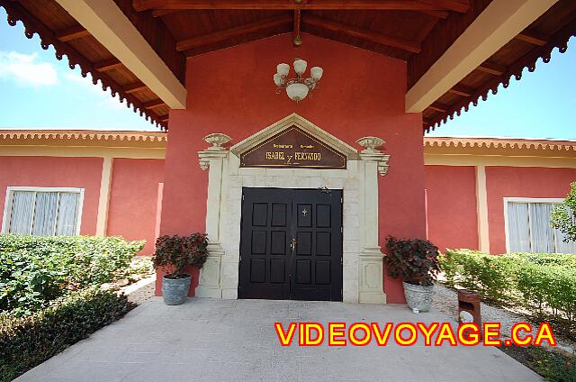 Cuba Cayo Santa Maria Melia Las Dunas The entrance to the a la carte restaurant Romantic Isabel y Fernando.