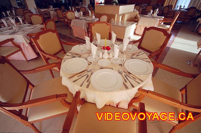 Cuba Cayo Santa Maria Melia Las Dunas The typical presentation of tables.