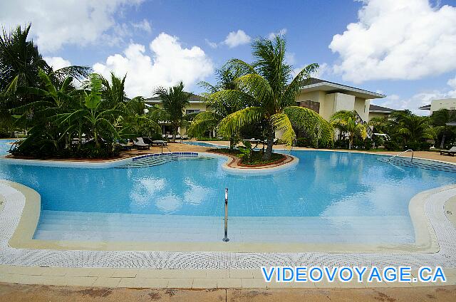 Cuba Cayo Santa Maria Melia Buenavista Una pequeña piscina tranquila.