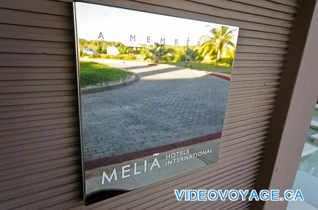 Cuba Cayo Santa Maria Melia Buenavista L'affiche de la compagnie Melia à l'entrée
