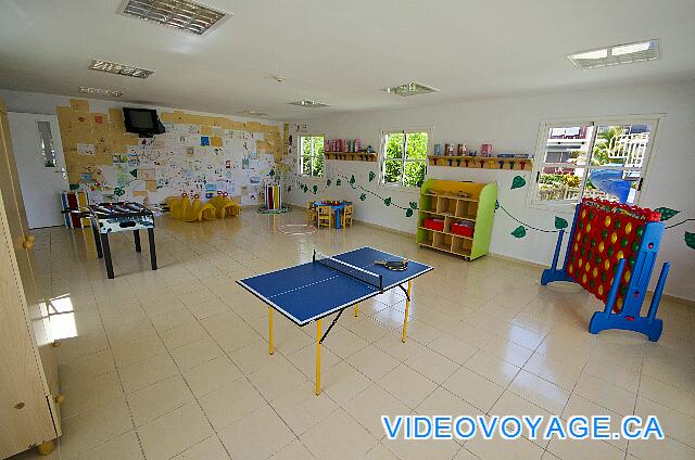 Cuba Cayo Santa Maria Memories Azul / Paraiso Rooms with air conditioning, many games are available, television, ...