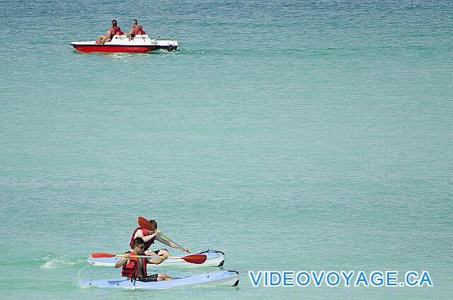 Cuba Cayo Santa Maria Memories Azul / Paraiso Water sports are popular at the hotel.