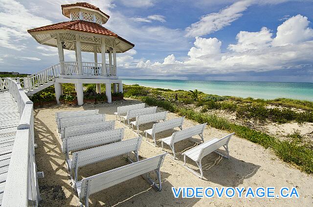 Cuba Cayo Santa Maria Memories Azul / Paraiso Seating for up to 48 people, but difficult to access.