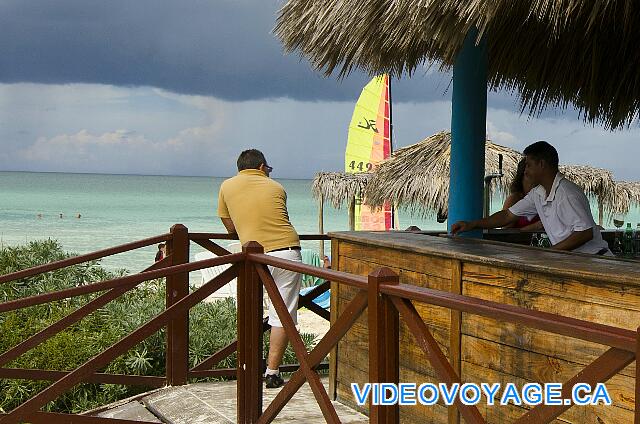 Cuba Cayo Santa Maria Memories Azul / Paraiso Un des bars sur le bord de la plage.