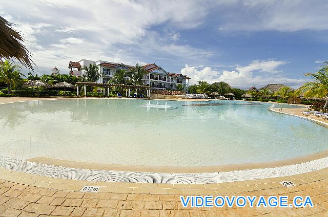 Cuba Cayo Santa Maria Memories Azul / Paraiso A second pool next to the first, here entrèe with a gentle slope